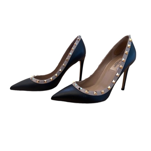 LIKE NEW Valentino Garavani Rockstud Black/Poudre/Nude Heels Sz 8/38 - Picture 5 of 13